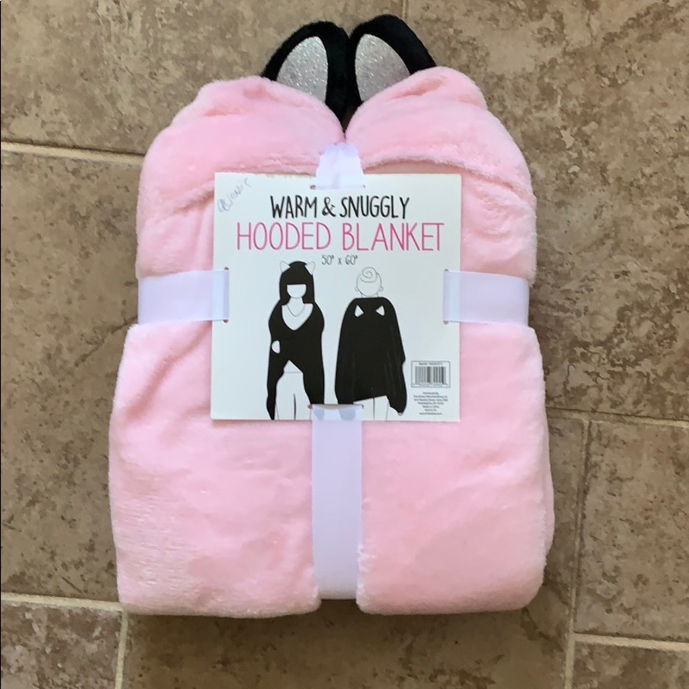 Warm & Snuggly Hooded Wrap